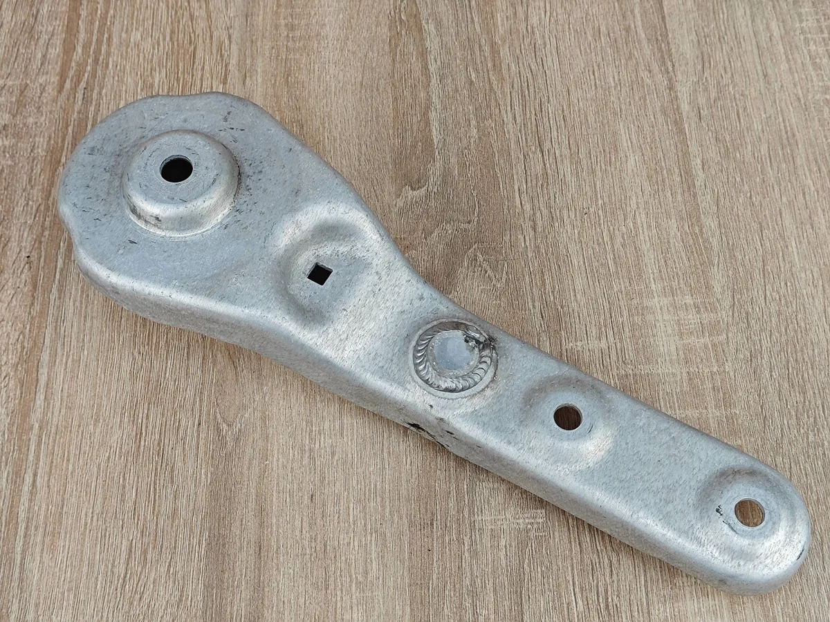 Soporte Trasero BMW Serie 8 G16 G15 G14