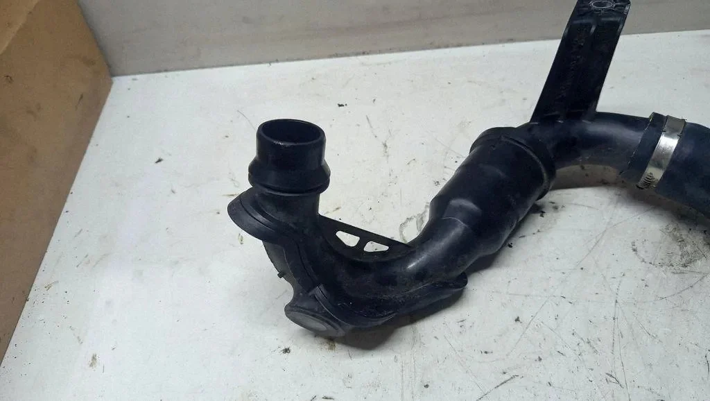 Intercooler slang Ford Ranger 2.2 Diesel PA66GF35