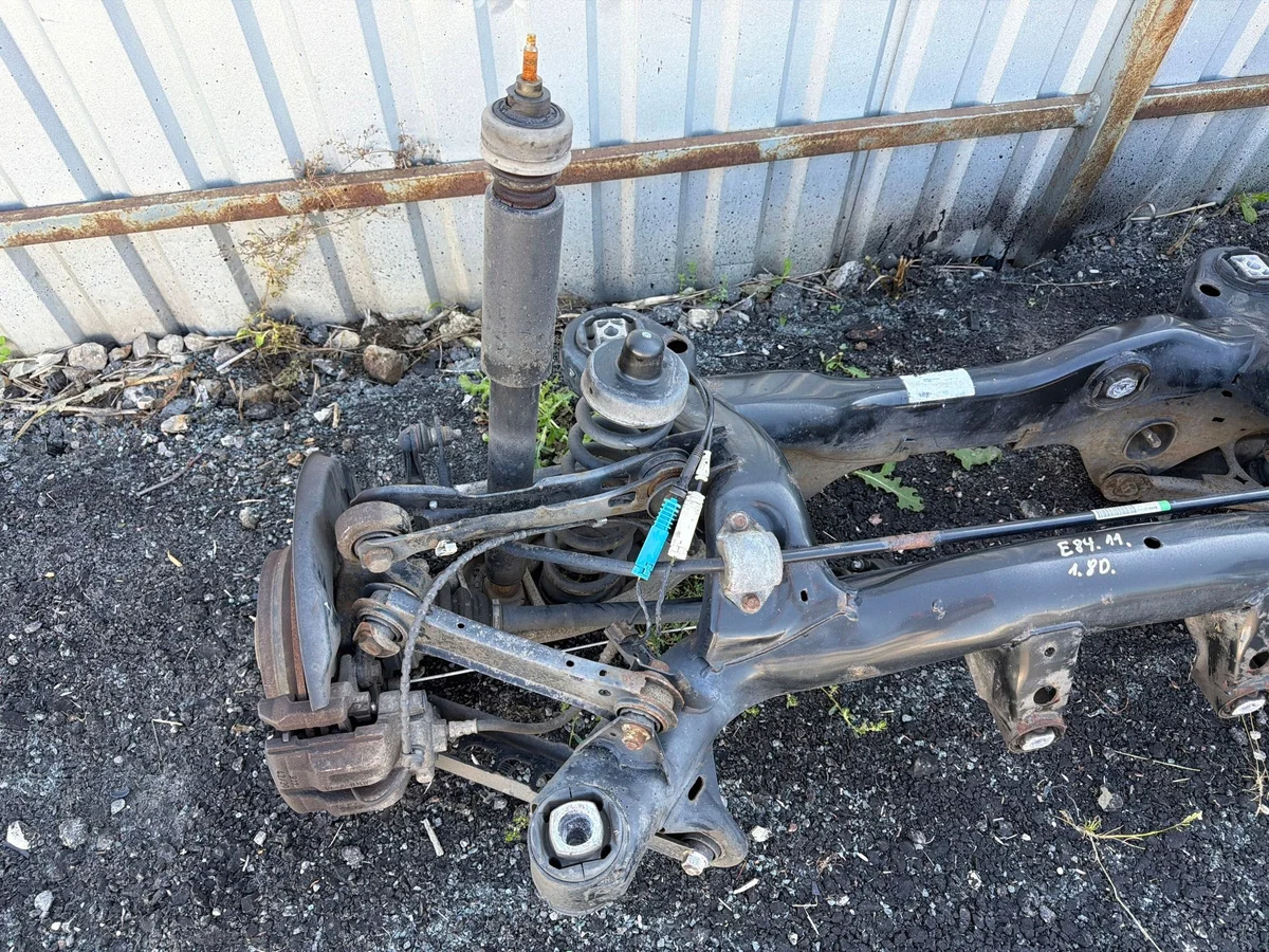 BMW X1 E84 Berço Traseiro Usado OEM 6792474
