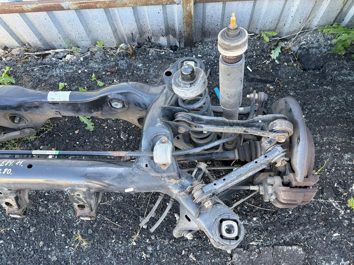 BMW X1 E84 Berço Traseiro Usado OEM 6792474 image 4