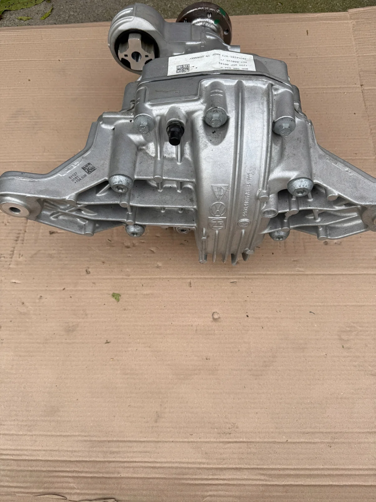 Taka Audi SQ8 4.0 TFSI taka 0DG500043B