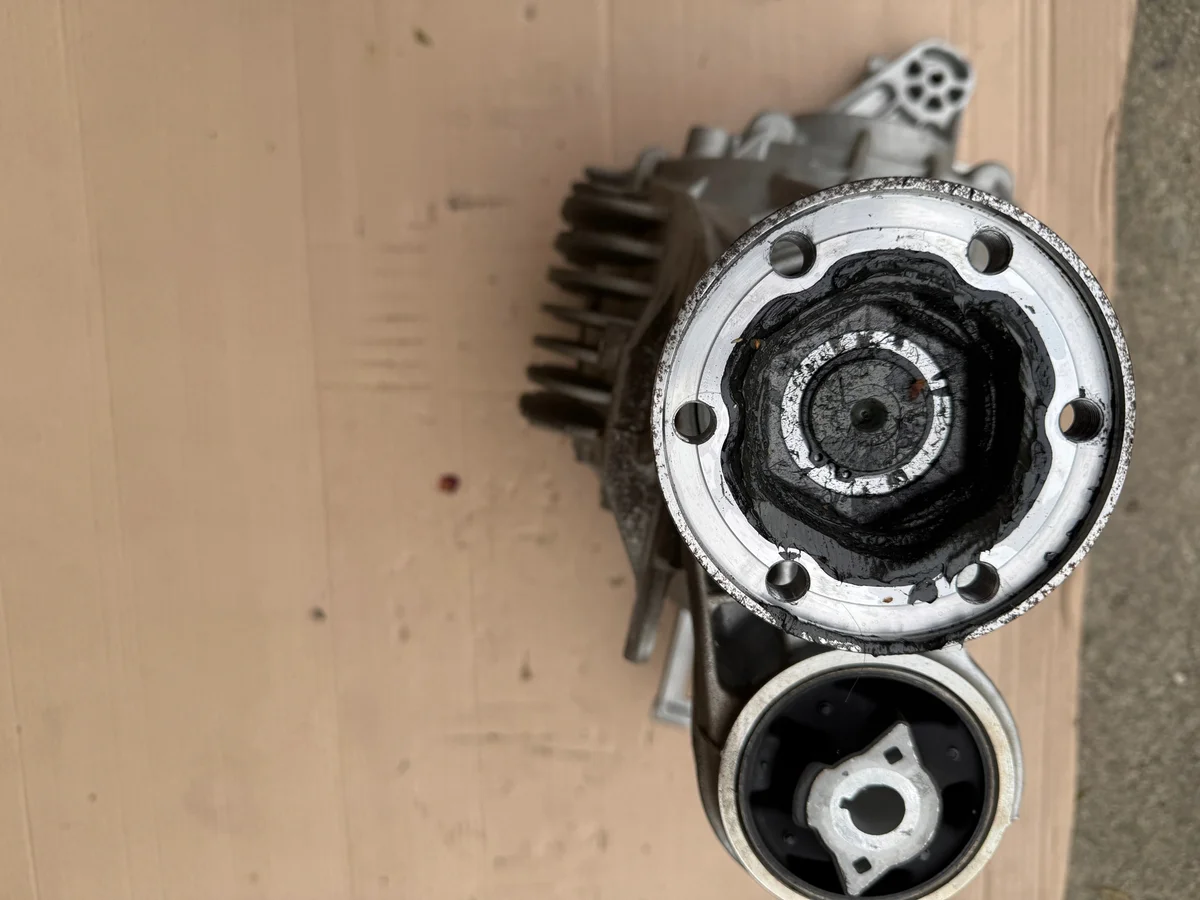 Differenziale Audi SQ8 4.0 TFSI 0DG500043B image 5