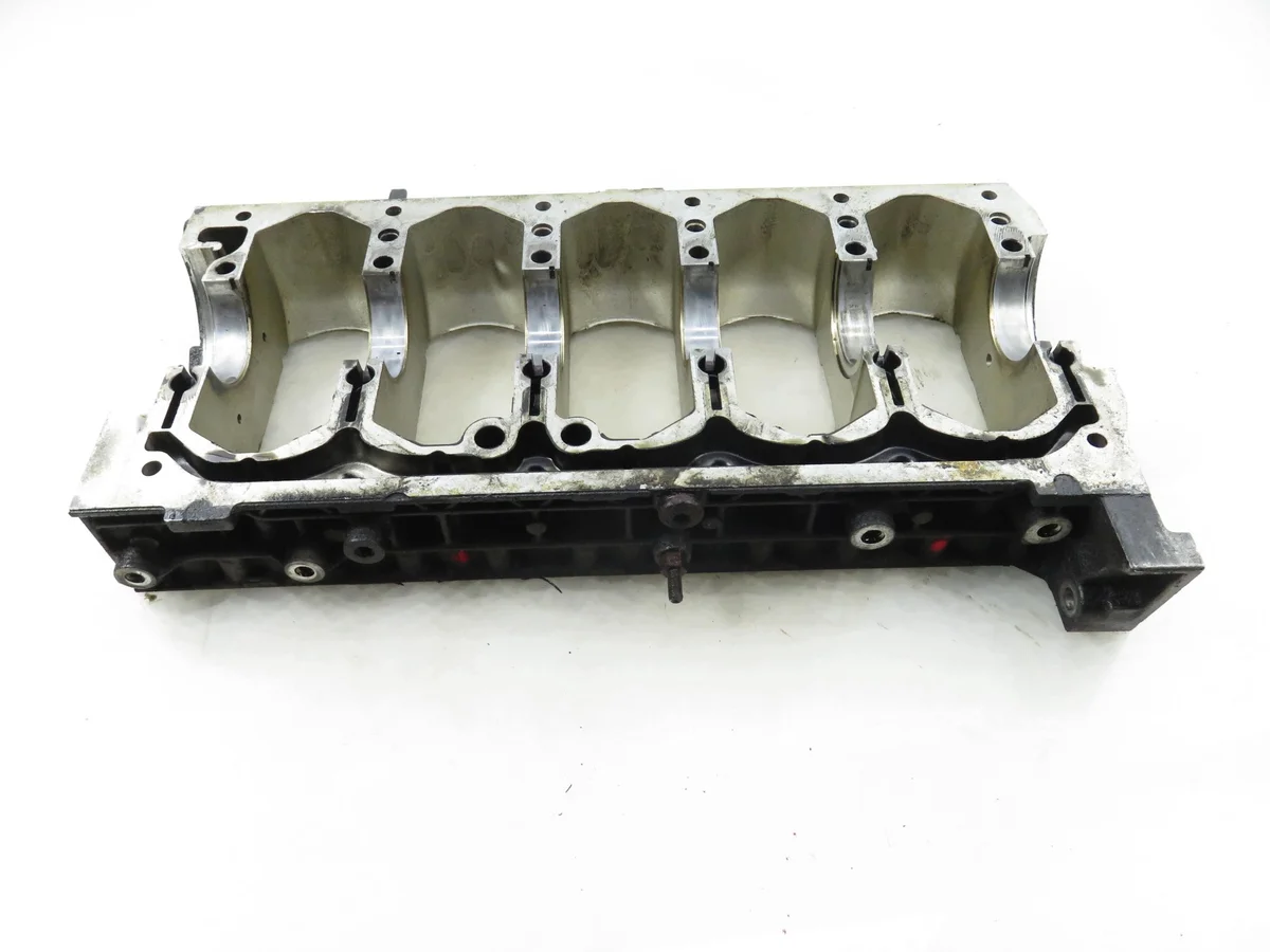 Lagerbock Volvo V70 II 2.4 D5 30777886