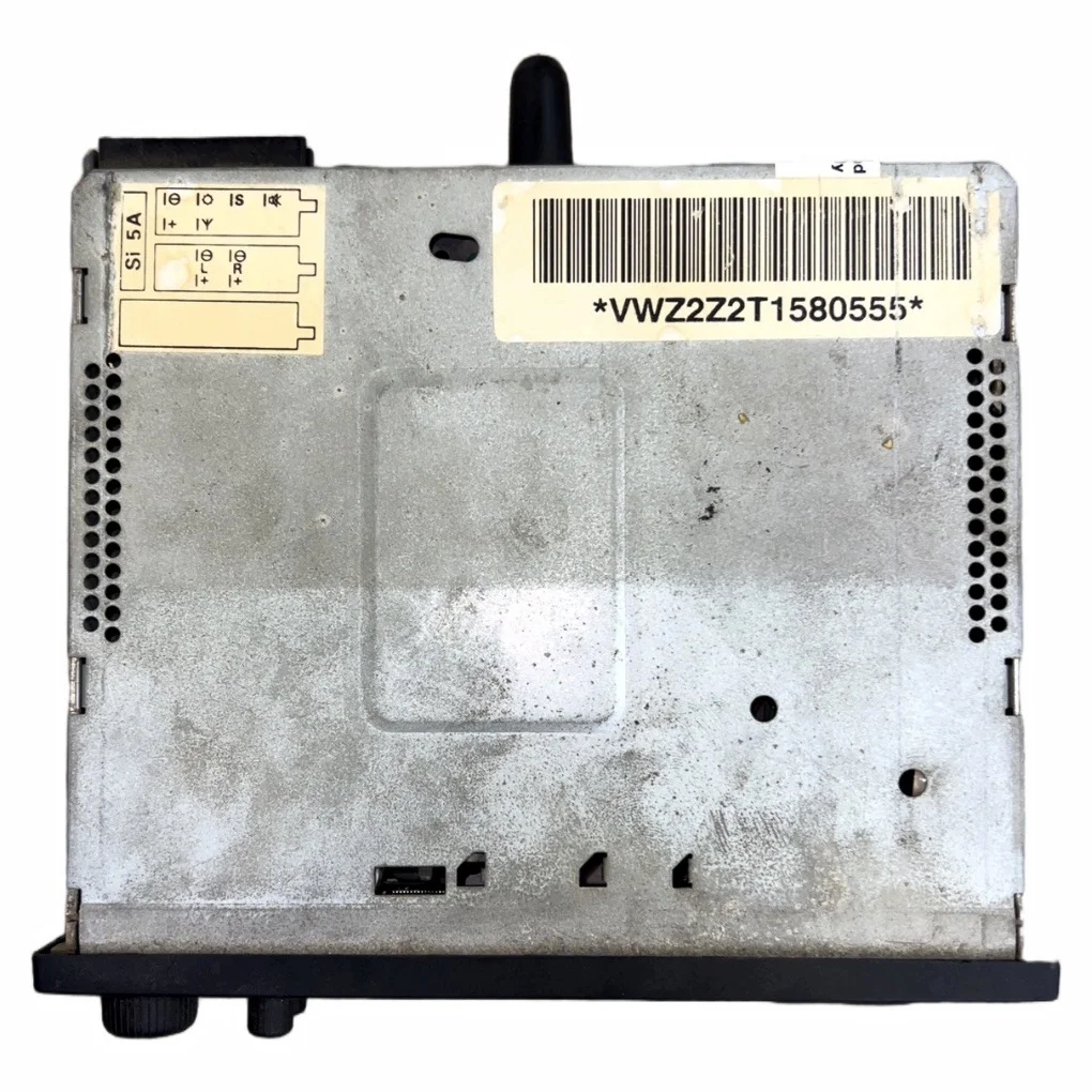 Radio SCANIA 3BO035152 Usado image 8