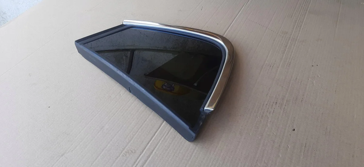 Vidro Traseiro Direito Peugeot 2008 2017R image 3