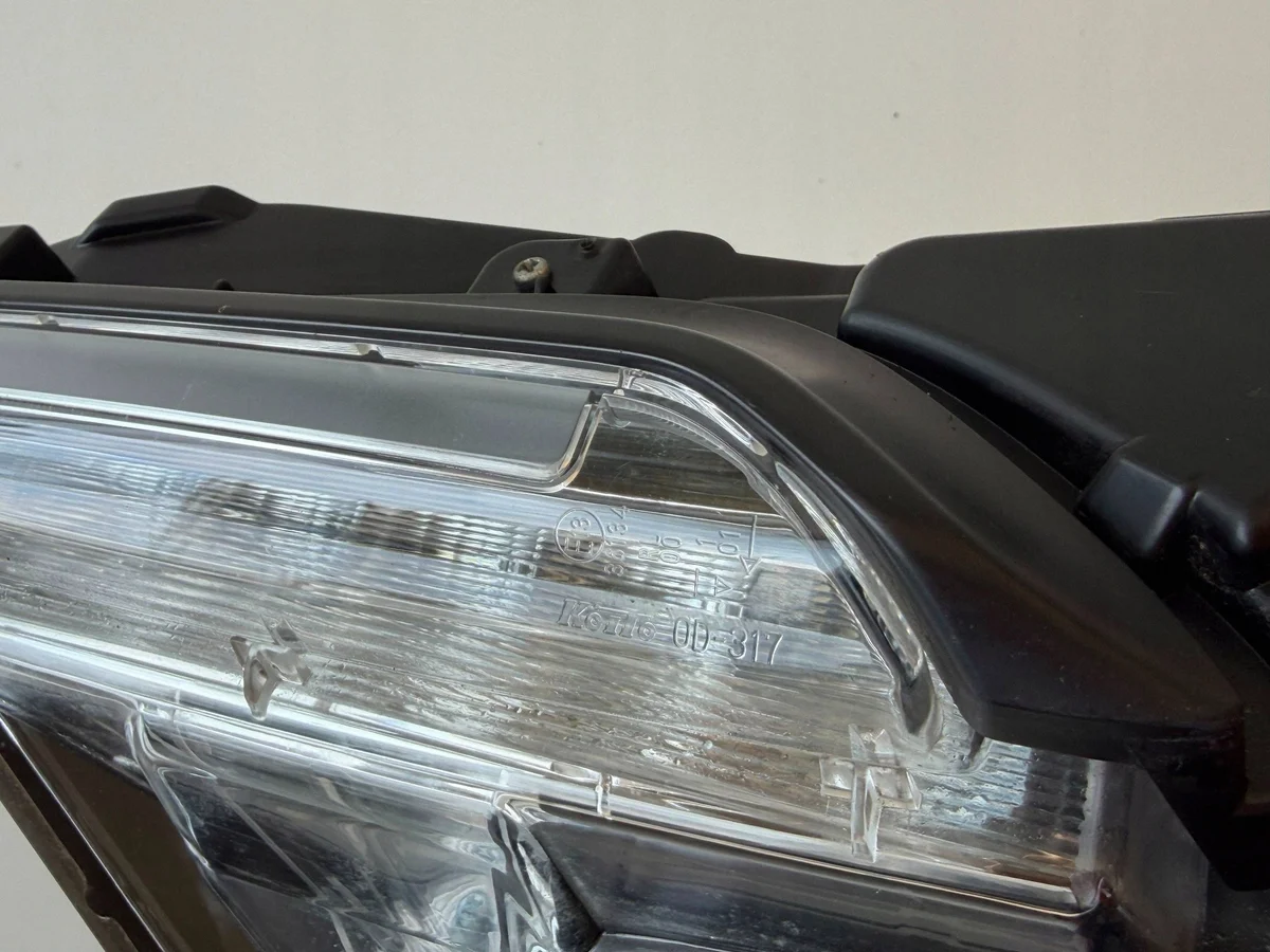 Farol Toyota Yaris Cross Direito Usado 0D317 image 5