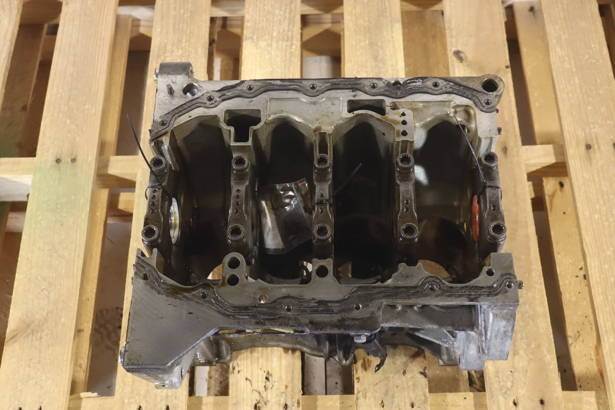 Motorblock Skoda Octavia III 1.4TSI 04E103023DA image 4