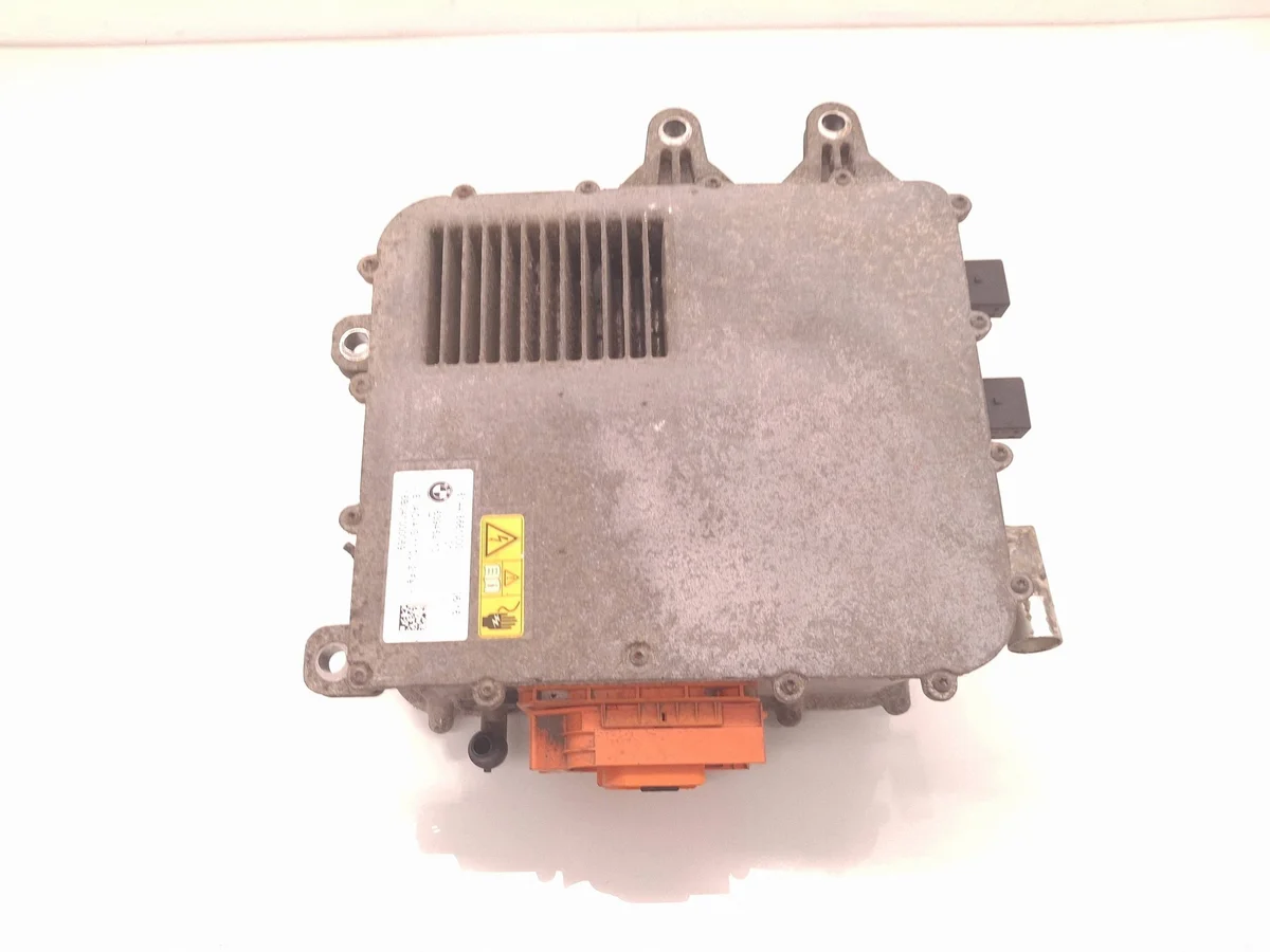 Inversor BMW i3 2016 8661000 Usado image 3