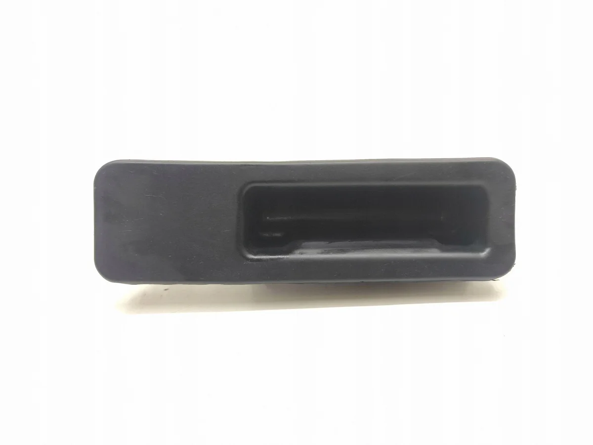 Bakluckeknapp BMW G01, G20, G21, F44 - 7405633