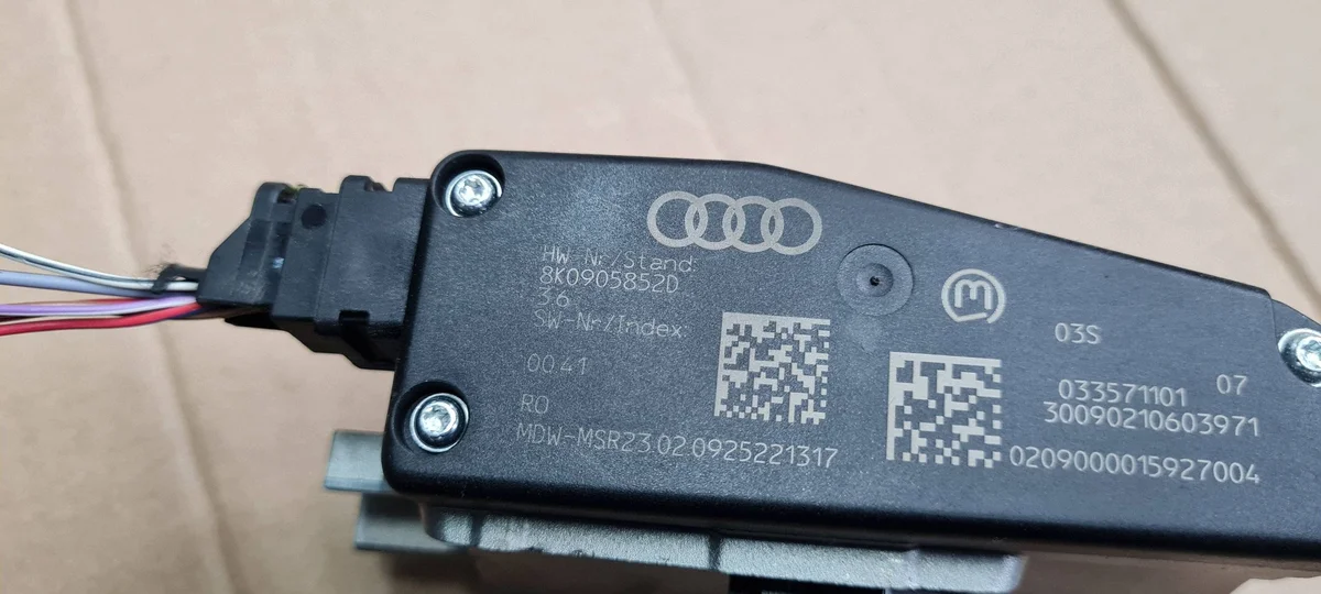 Audi Q5 8R Steering Column Lock 8K0905852D