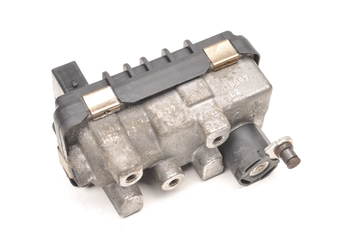 Turbina Volvo V70 III 2.4D 6NW009543