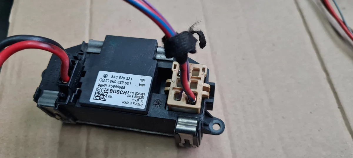 Q5 8R puhaltimen vastus 8K0820521 image 6