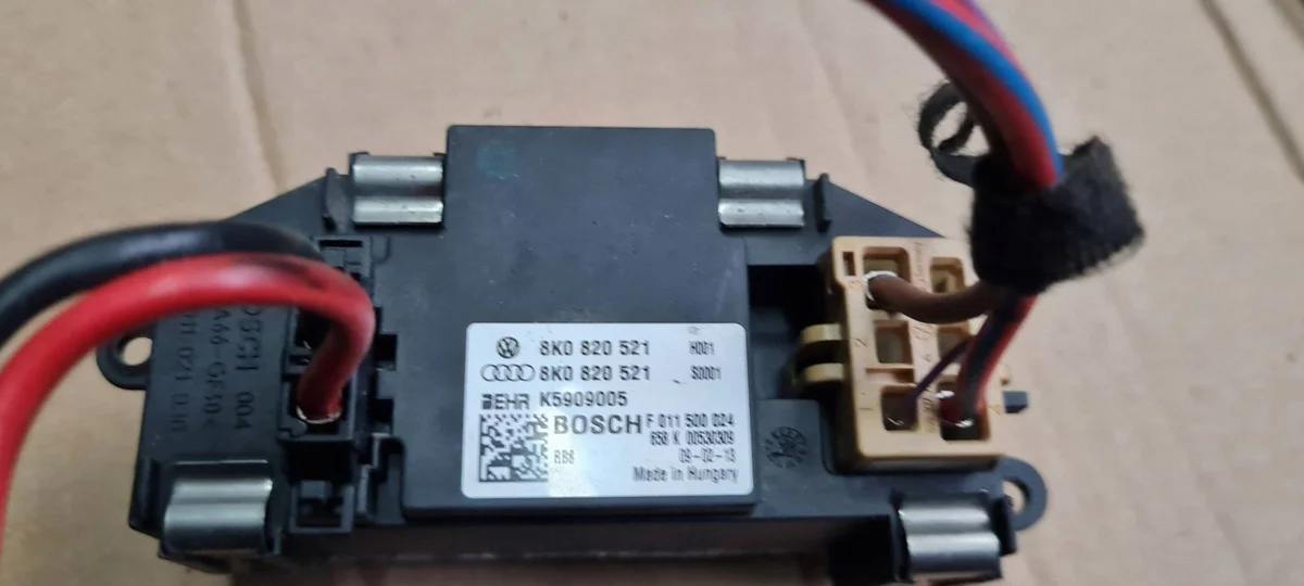 Q5 8R puhaltimen vastus 8K0820521 image 10