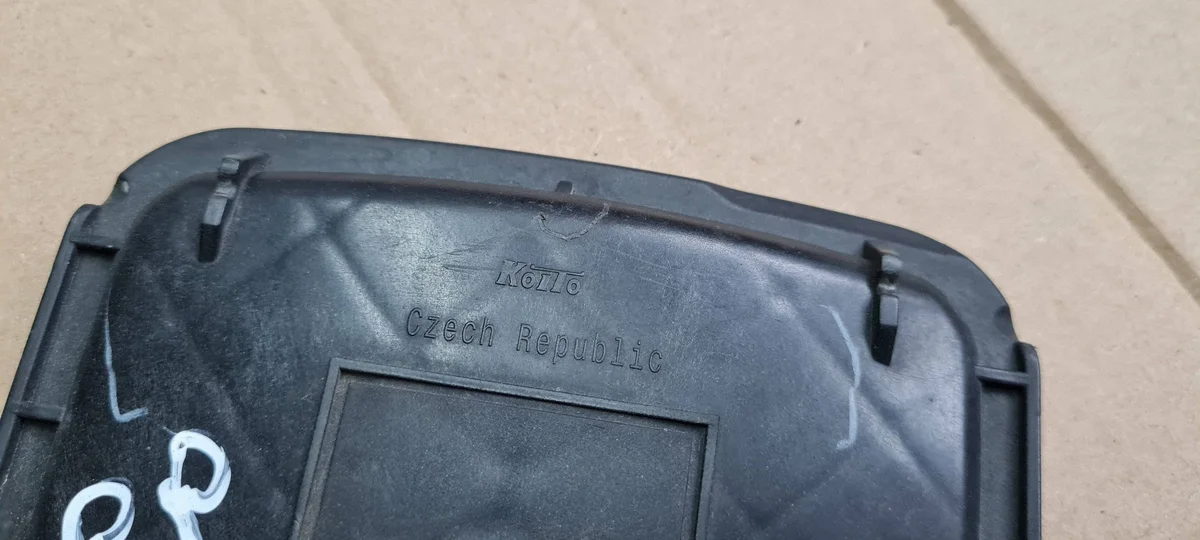Audi Q5 8R Abdeckung Scheinwerfer vorne gebraucht image 8