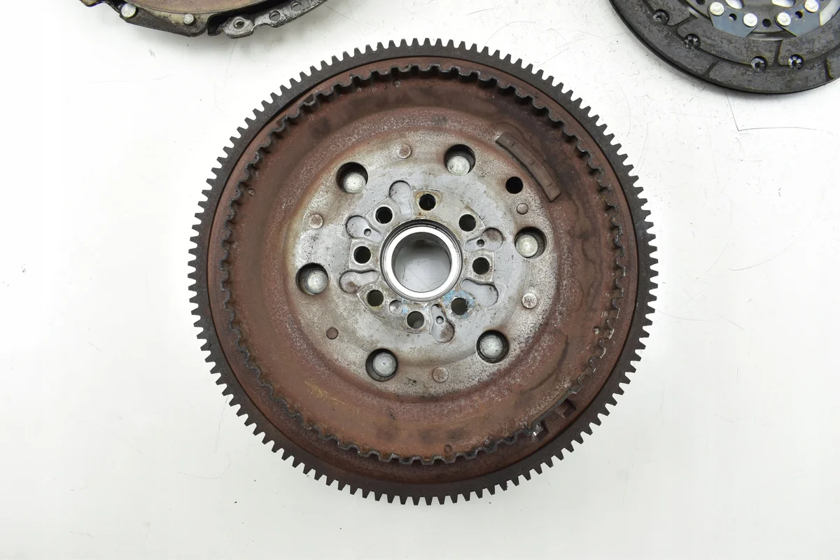 Embrayage MERIVA B CORSA D ASTRA J 1.3CDTI image 7