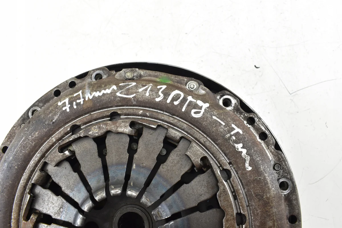 Embrayage MERIVA B CORSA D ASTRA J 1.3CDTI image 8