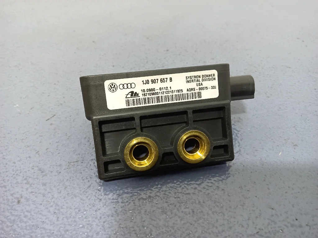 VW Golf IV ESP Sensor 1J0907657B gebraucht image 4