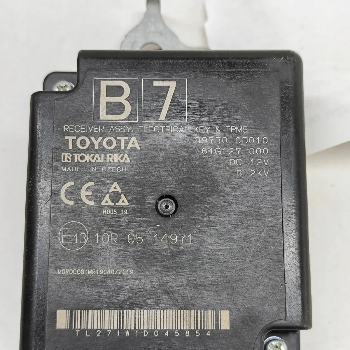 Módulo Fecho Central Toyota Yaris Cross 61G127000 image 7
