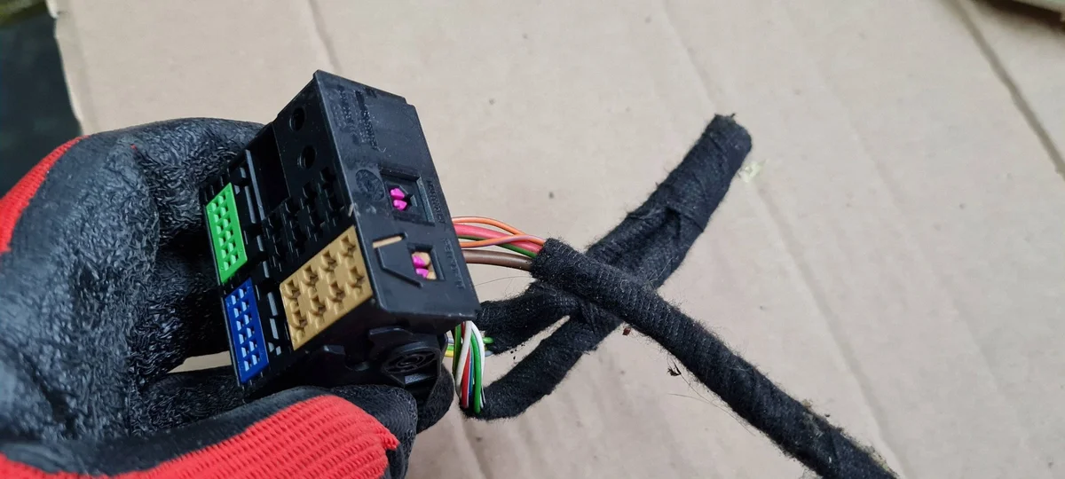 Conector Rádio Audi Q5 8R 3B7035444 image 3