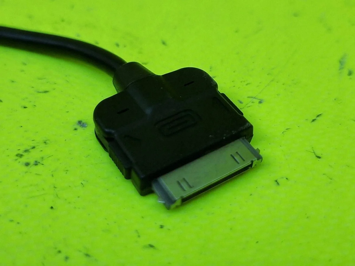 Adaptateur Radio Audi 4F0051510E image 5