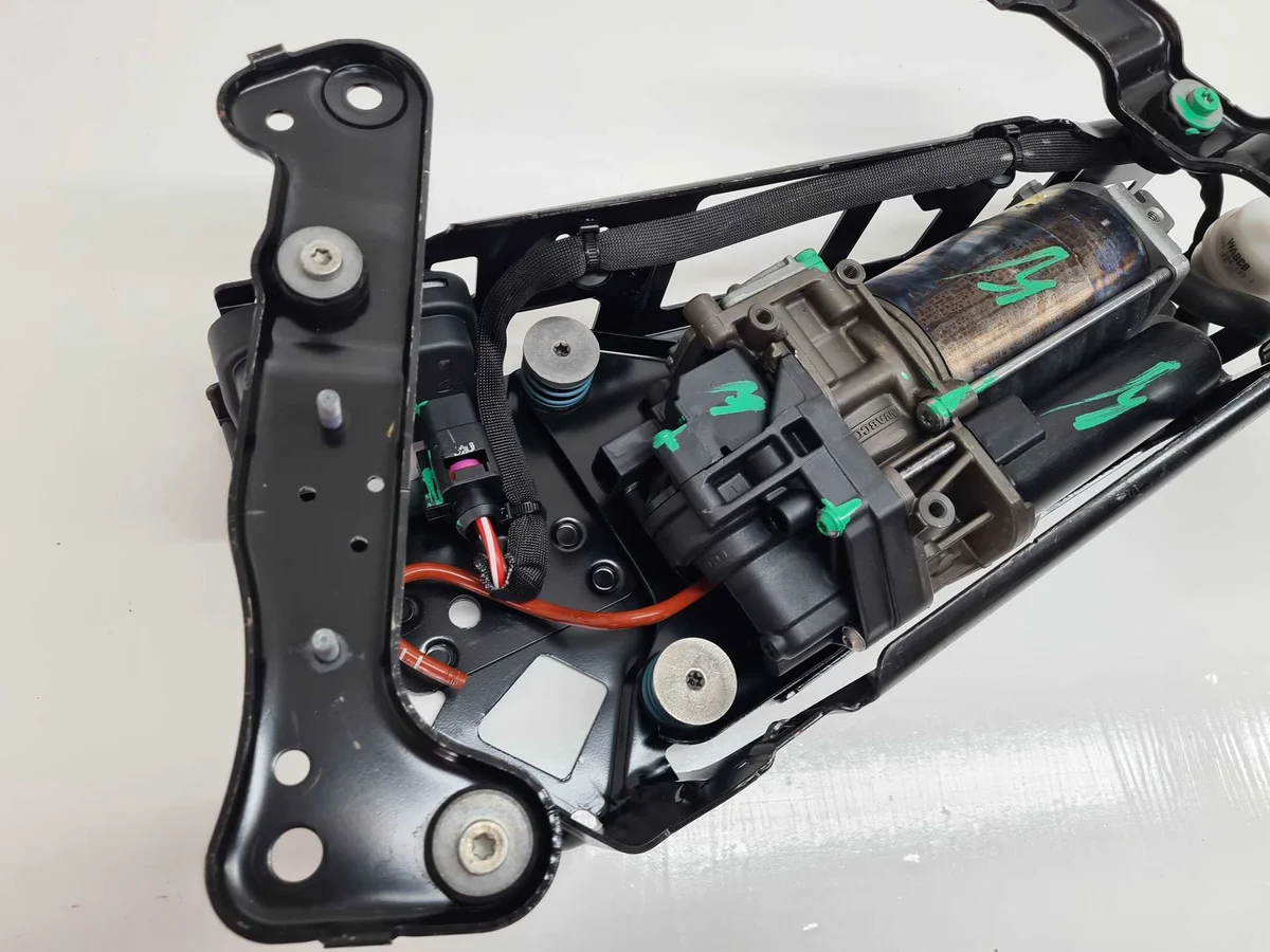 Compressor Suspensão Audi A6 C8 A7 4K0616005C image 3
