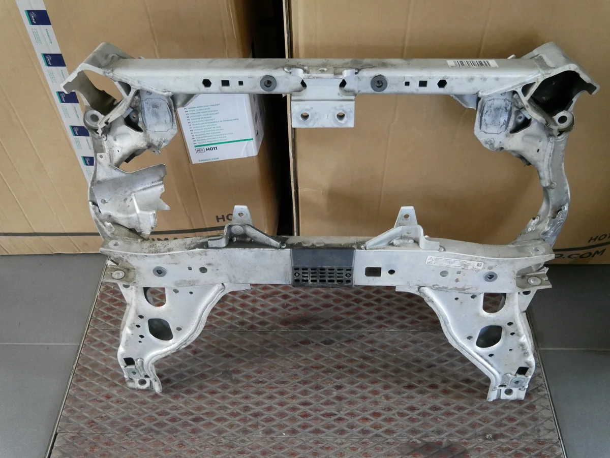 BMW E88 E93 Cabrio Framvagnsupphängning image 5