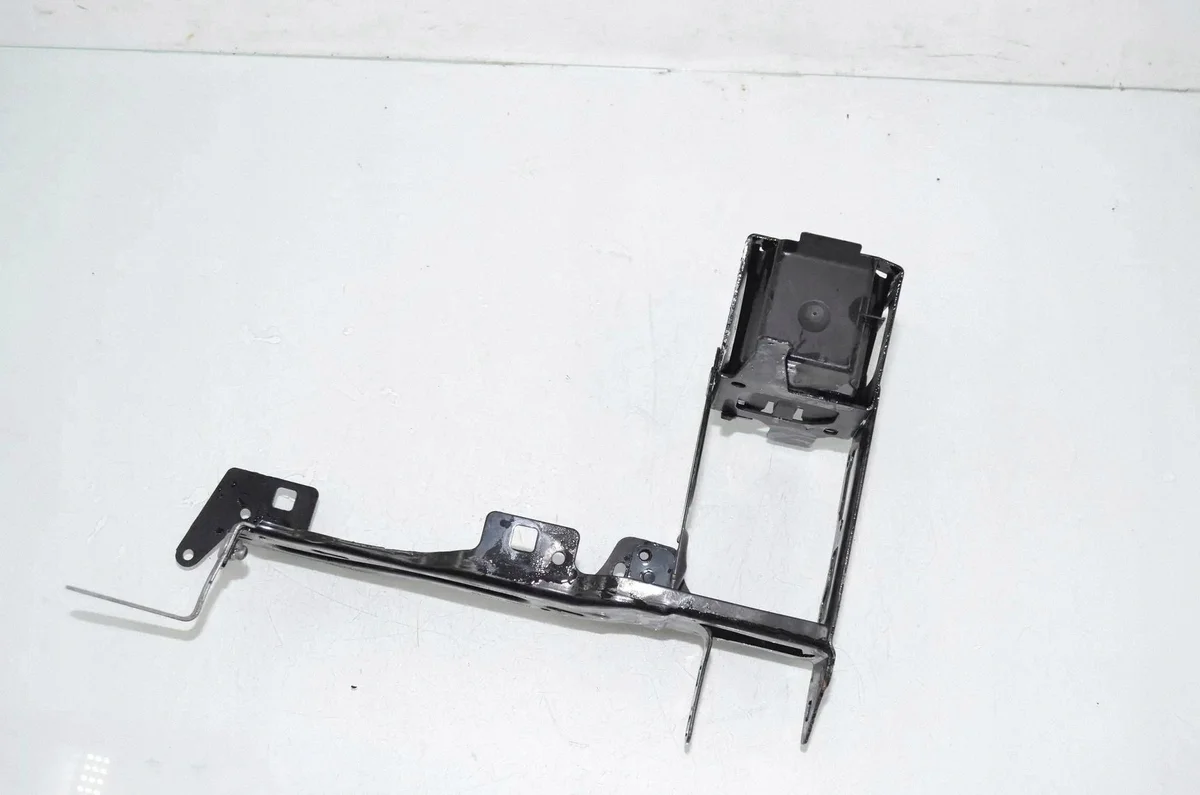 BMW 3 F30 F35 F31 Scheinwerferhalter rechts image 3