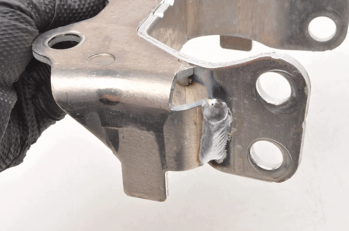 Porsche 911 992 console bracket 992858683 image 3
