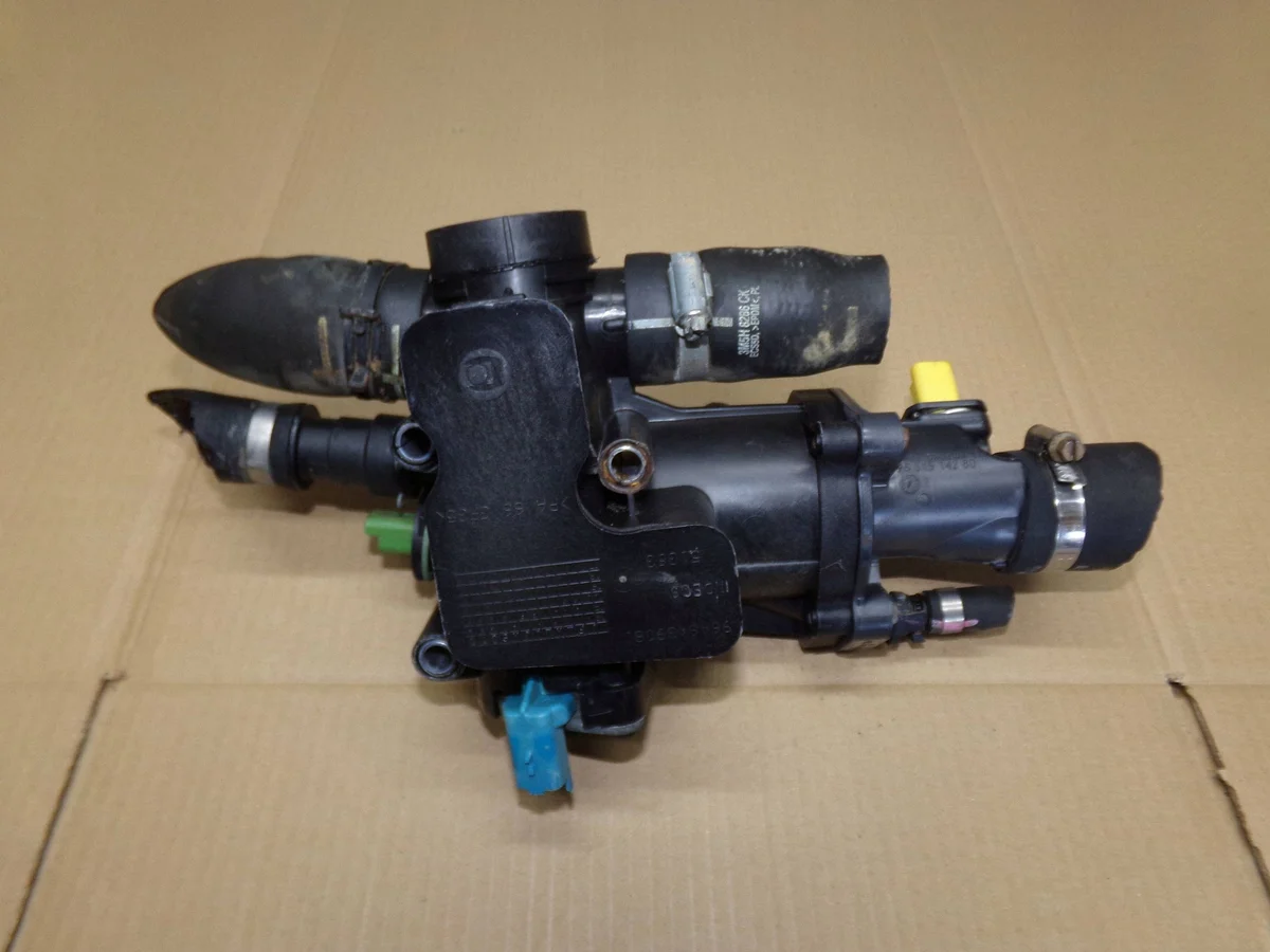 Peugeot 407 2.0 HDI Termostato 9646439080