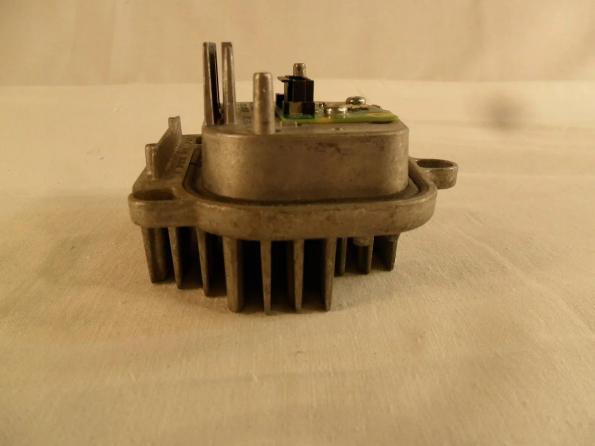 VW ID Buzz LED Modul Höger 24989602 image 4