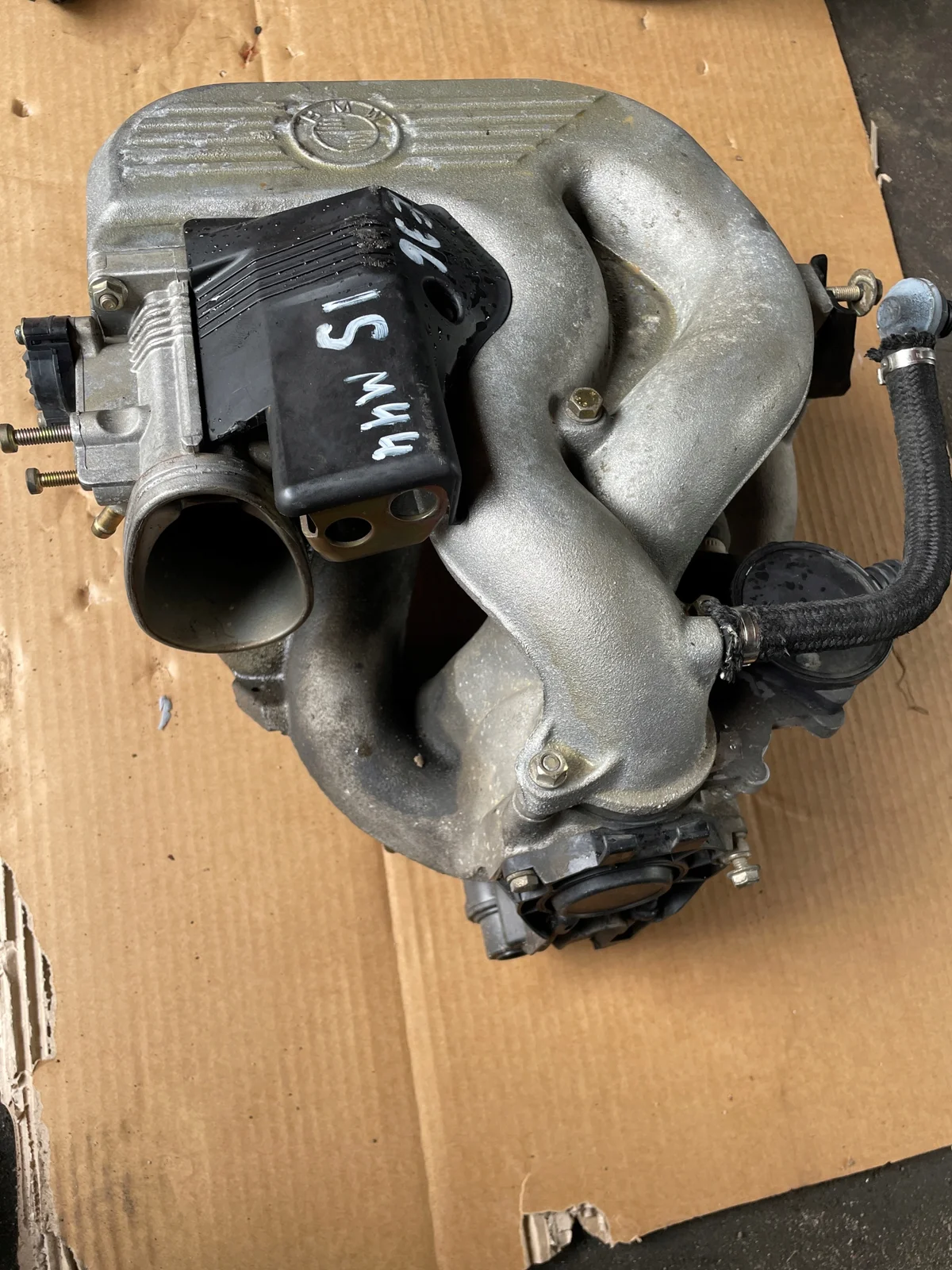 Colector de admisión BMW E36 Z3 1.8 IS 1.9 TI M44