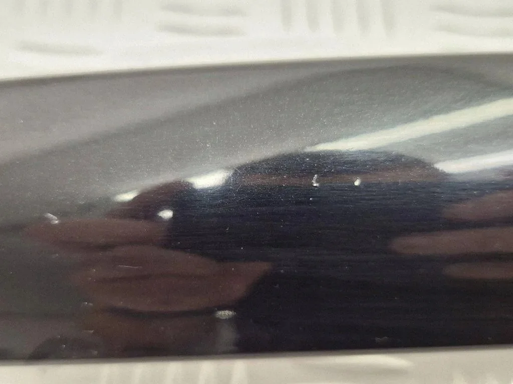 Renault Windshield Trim 727601597R Used image 8