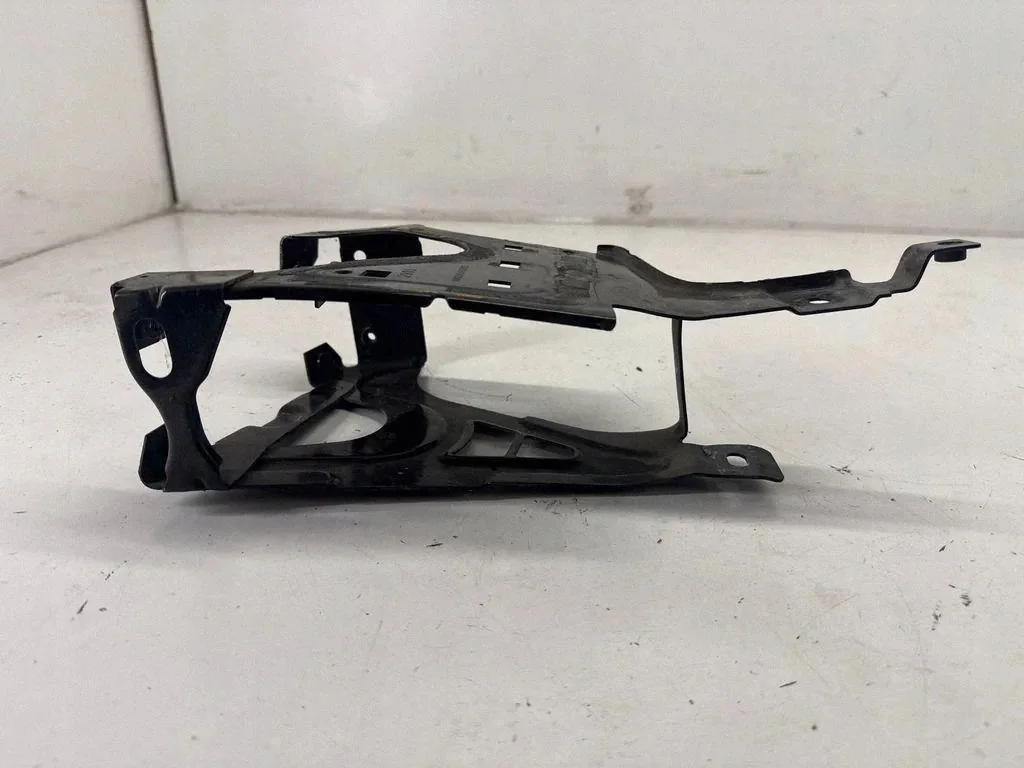 BMW F10 F11 Fäste Strålkastare Vänster 7200793