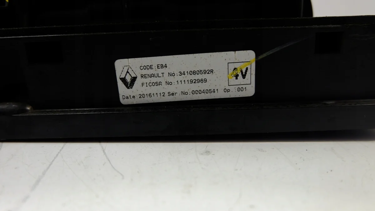 Renault Captur Gear Selector Cable Used image 3