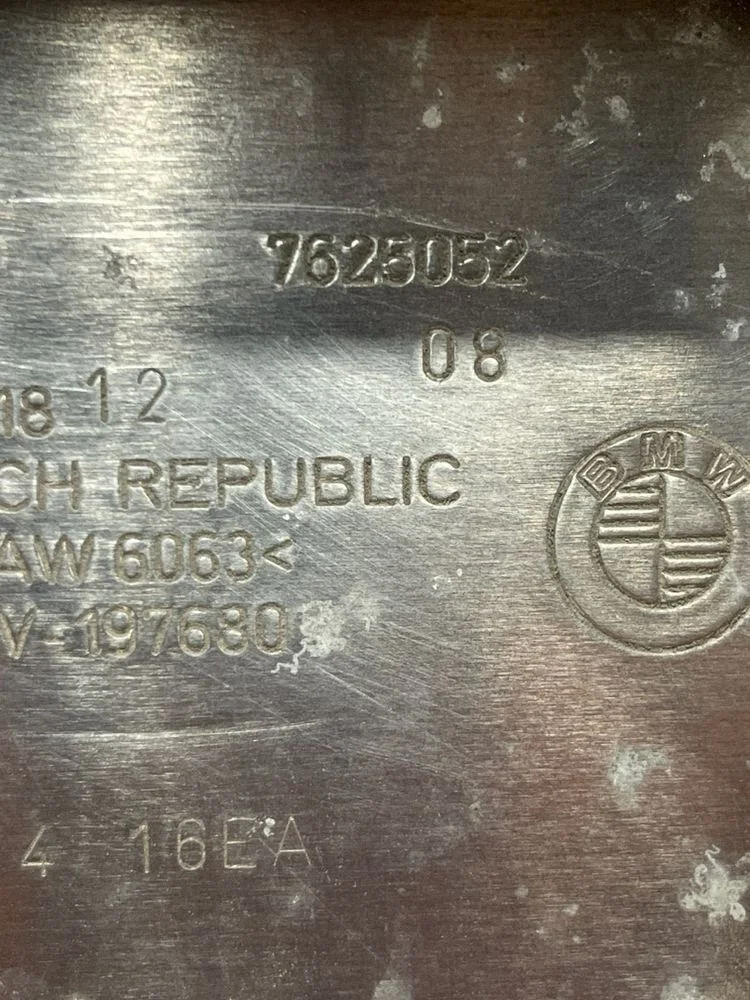 BMW i3 Batterihölje 7625052 - Begagnad image 9