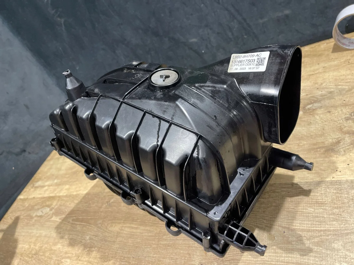 LAND ROVER DEFENDER L663 CAIXA FILTRO AR L8B29H709AC image 5