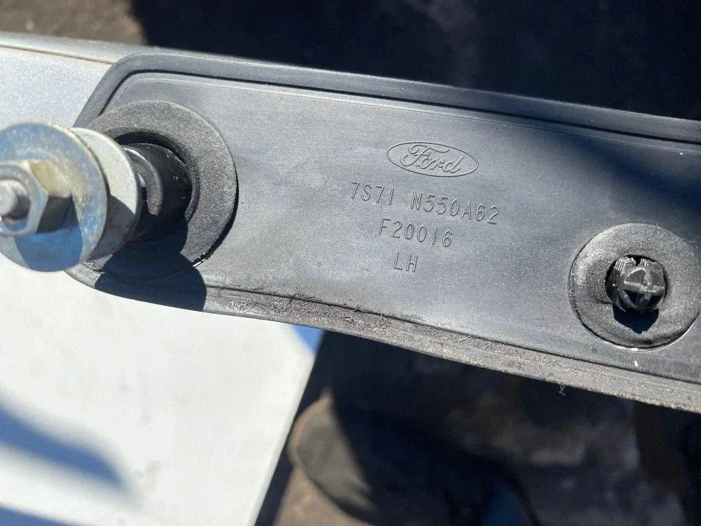 Dachreling links Ford Mondeo MK4 Kombi image 3