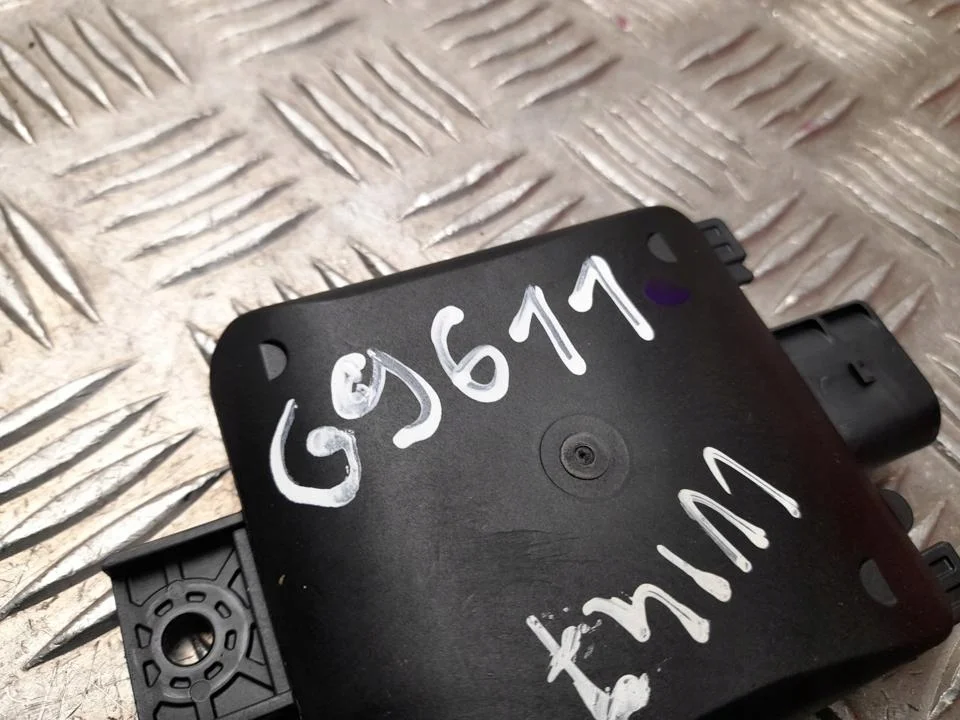 Sensor Radar Volkswagen Taigo 2Q0907686H Usado image 3