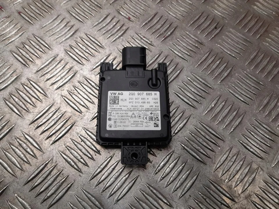 Tutka-anturi Volkswagen Taigo 2Q0907685H