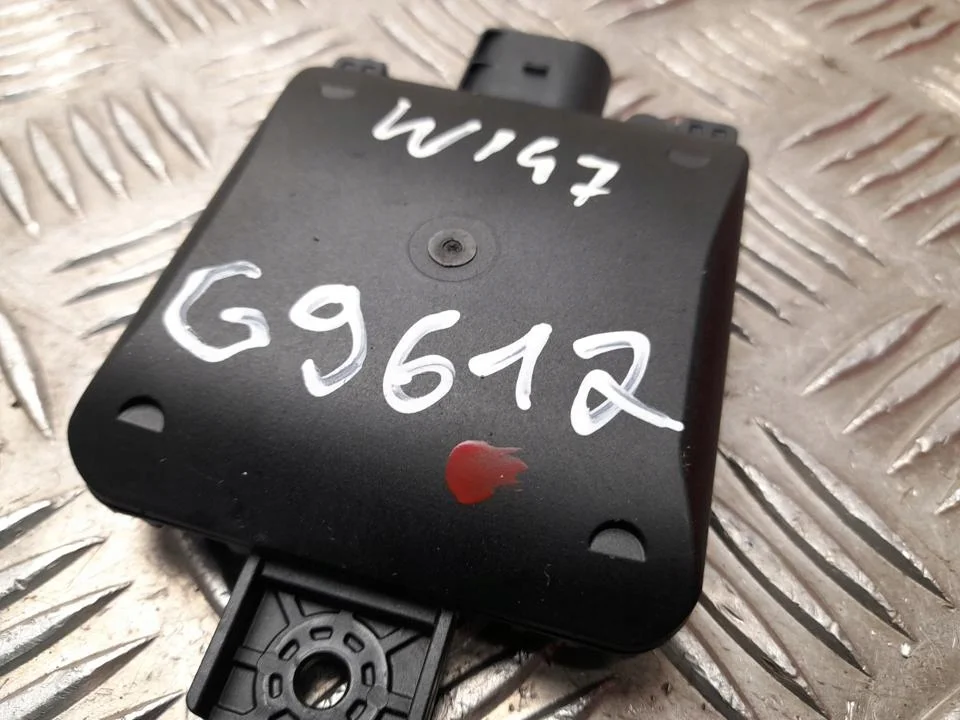 Radarsensor VW Taigo 2Q0907685H gebraucht image 3