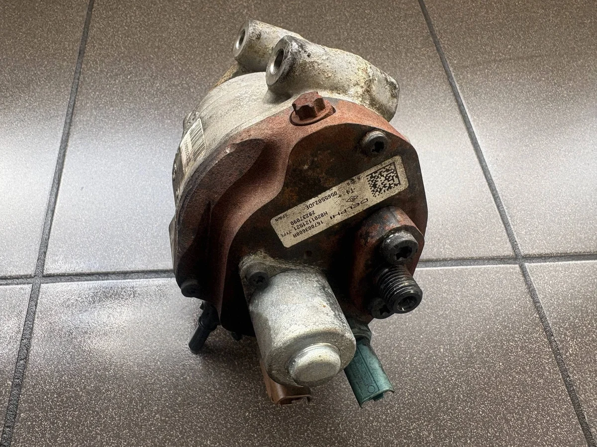 Insprutningspump 1.5 dCi Renault Dacia Nissan