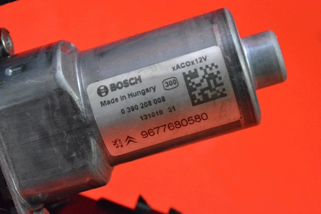 Heckwischer Motor 9677680580 Citroen C4 Picasso II image 4