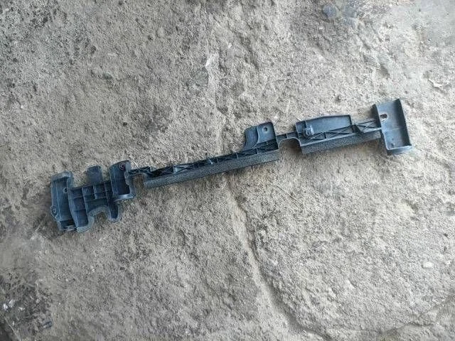 Nissan Qashqai J11 1.2 DIG-T Bevestiging Radiator