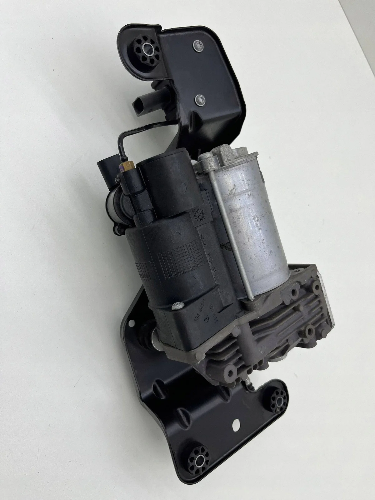 BMW X5 E70 LIFT Compressor 6789938 image 6