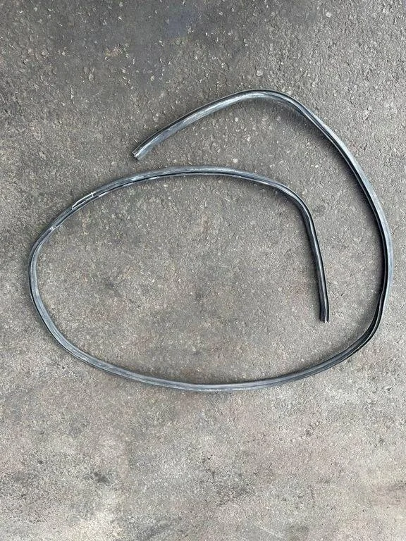 Vedação Capô BMW F06 F10 7211926