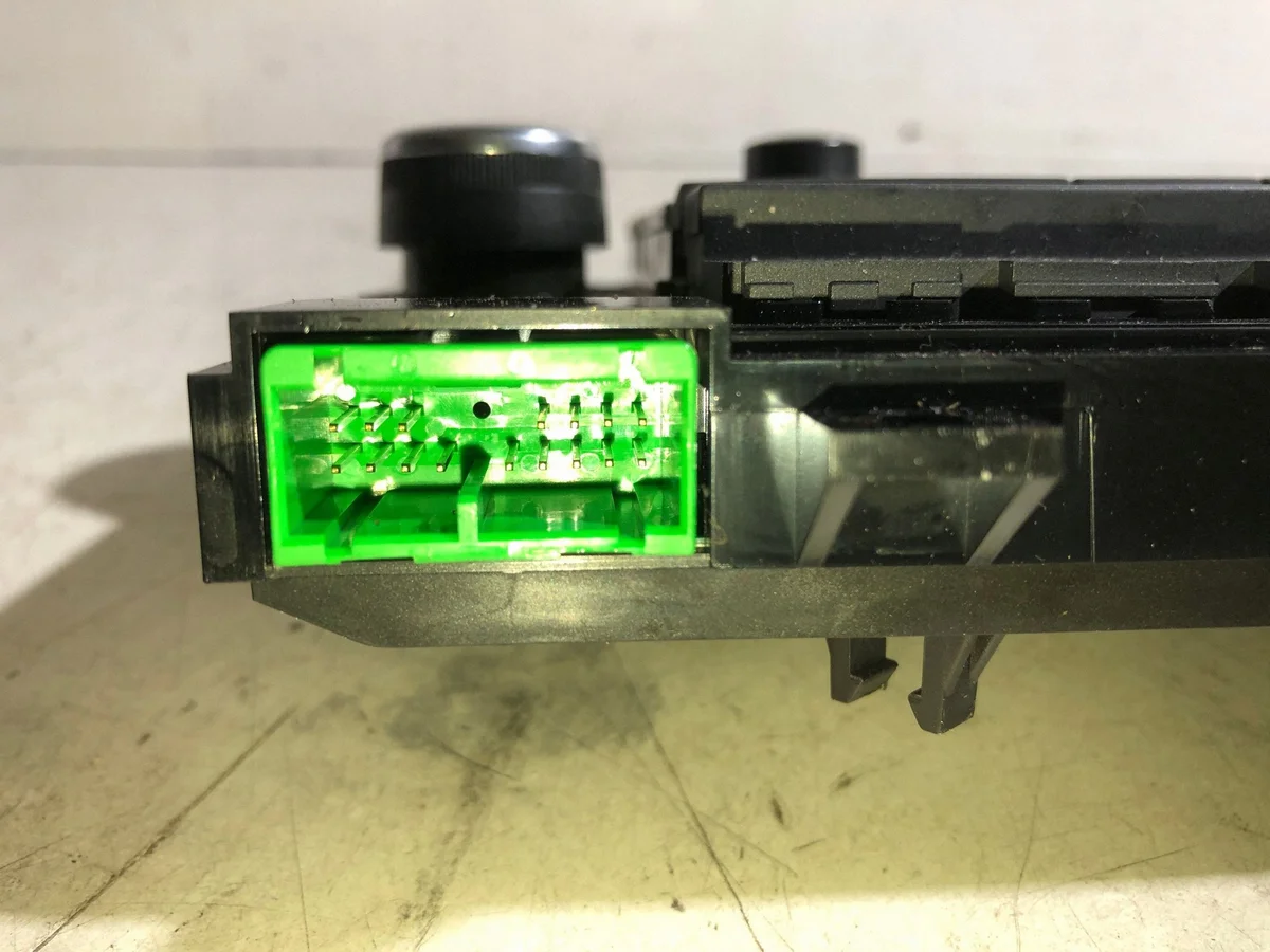 Panel Climatización Volvo XC60 30782904 image 10