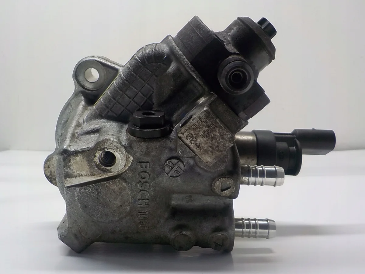 BMW 1/3/5 E87 E90 E60 2.0d N47 Pumpe image 3