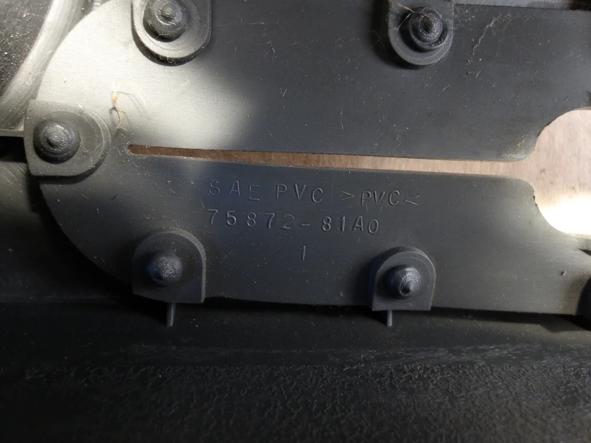 Suzuki Jimny 1.3B 2000r tunnel mukiteline image 7