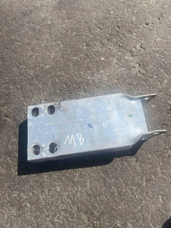 Renfort pare-chocs avant Mercedes C W205