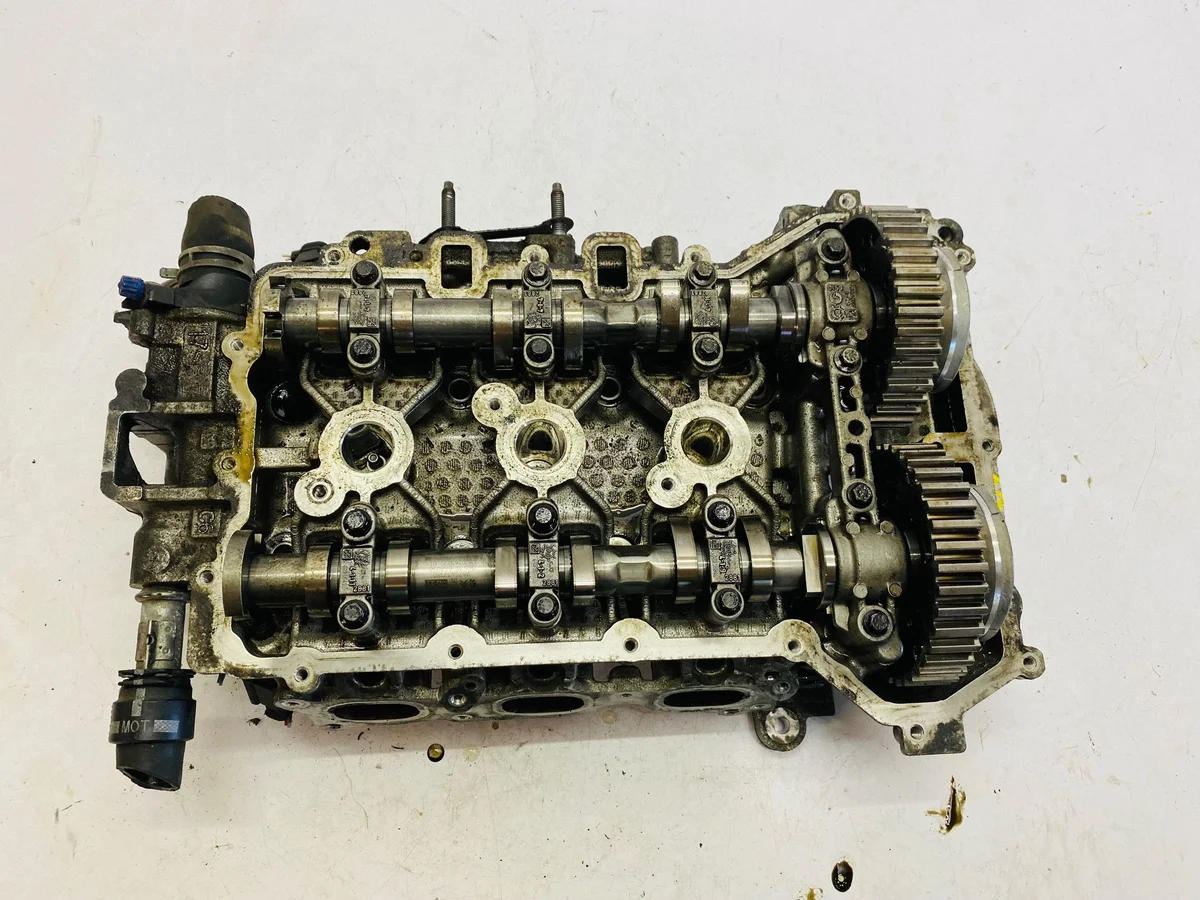 Culata Citroen Peugeot 1.2 VTI HM01 9671871510